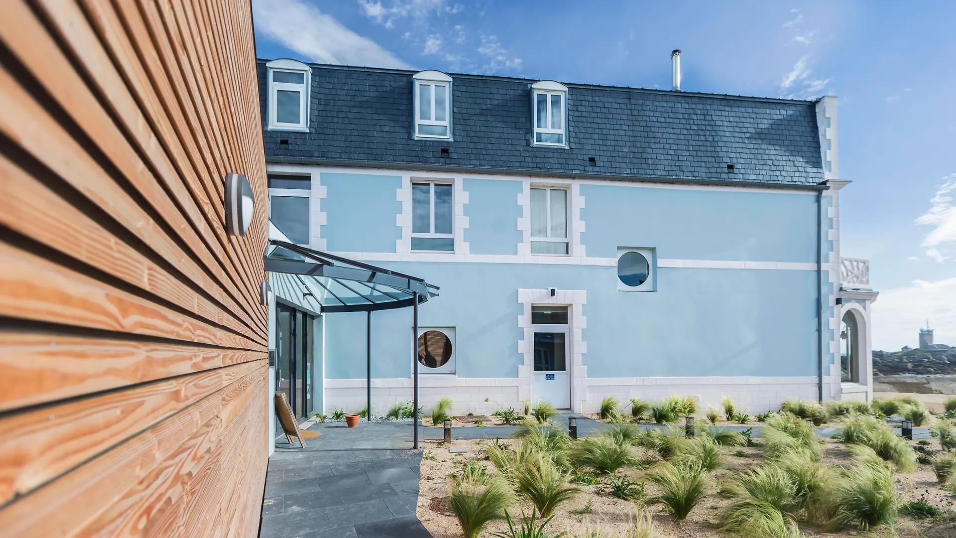 Hotel De La Mer & Spa ブリニョガン・プラージュ