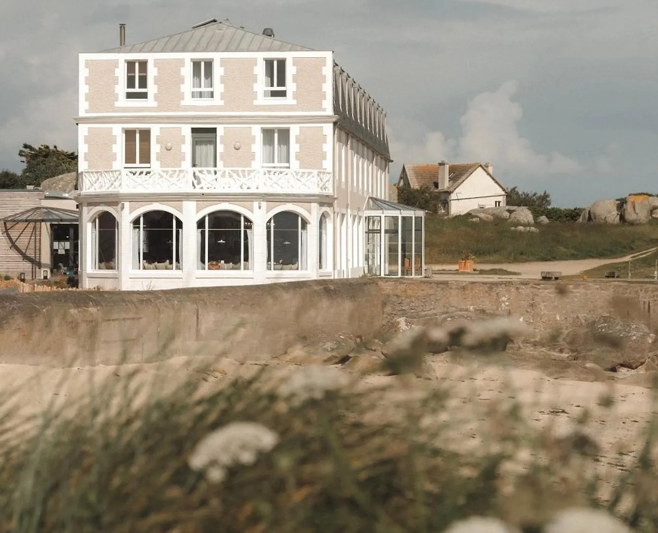 Hotel De La Mer & Spa ブリニョガン・プラージュ 4*,