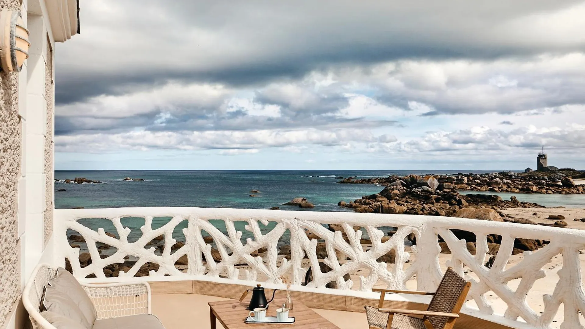 Hotel De La Mer & Spa ブリニョガン・プラージュ